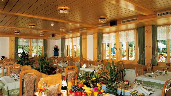 Hotel Edelweiss Blatten Loetschental Étterem fotó