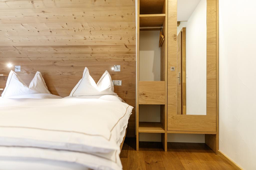 Hotel Edelweiss Blatten Loetschental Kültér fotó