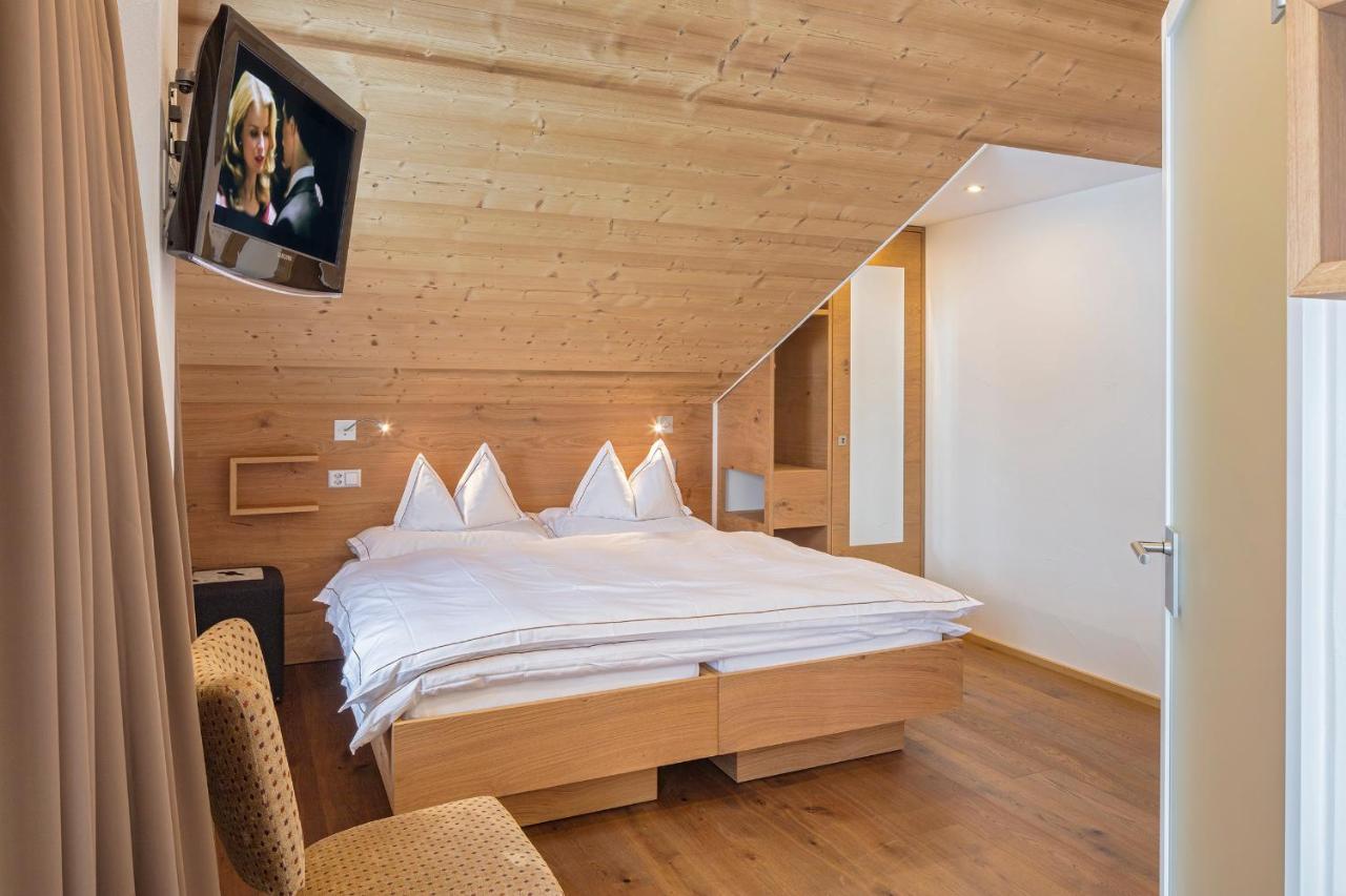 Hotel Edelweiss Blatten Loetschental Kültér fotó